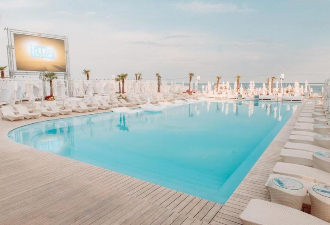 Apartments Arcadia Vip Odessa Extérieur photo